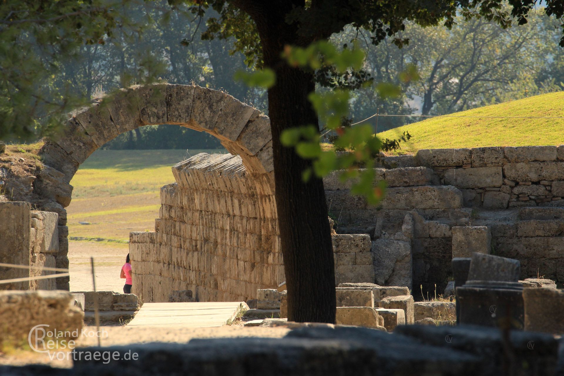 Griechenland - Olympia - Eingang zum antiken Stadion Weltkulturerbe